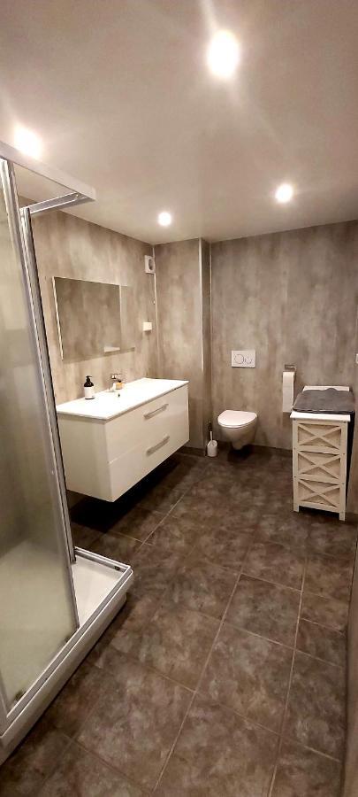 Aurora Rooms In Shared Apartment Nr1 We Are Doing Privet Northen Light Trip, Reindeer Trip And Sommaroy Fjord Trip Тромсе Екстер'єр фото